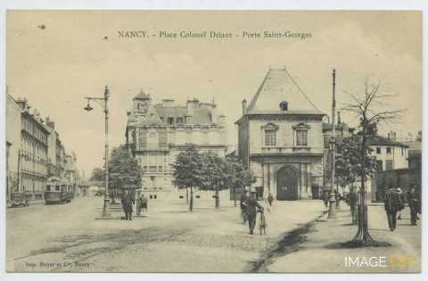 Place colonel Driant (Nancy)